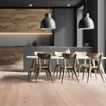Parkett Boston Landhausdiele Eiche astig gebürstet weiß matt versiegelt Thede & Witte 