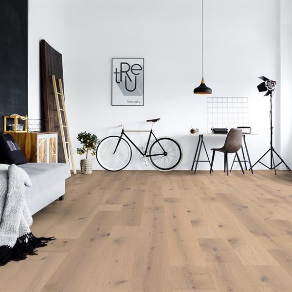 Parkett Boston Landhausdiele Eiche XL astig gebürstet weiß geölt Thede & Witte 