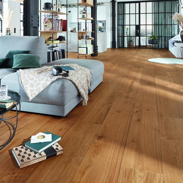 Eiche authentic kastanienbraun gebürstet 08911 Landhausdiele - Meister Lindura-Holzboden HD 400 naturgeölt 