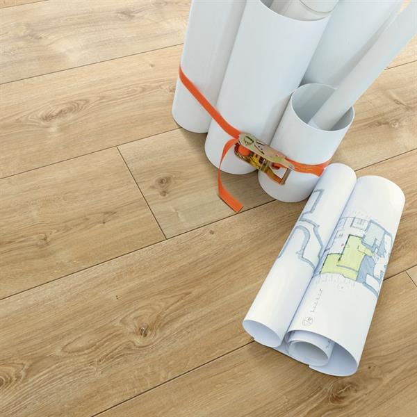 Parador Laminat Trendtime 6 Eiche Nova hell gekälkt Schlossdiele 